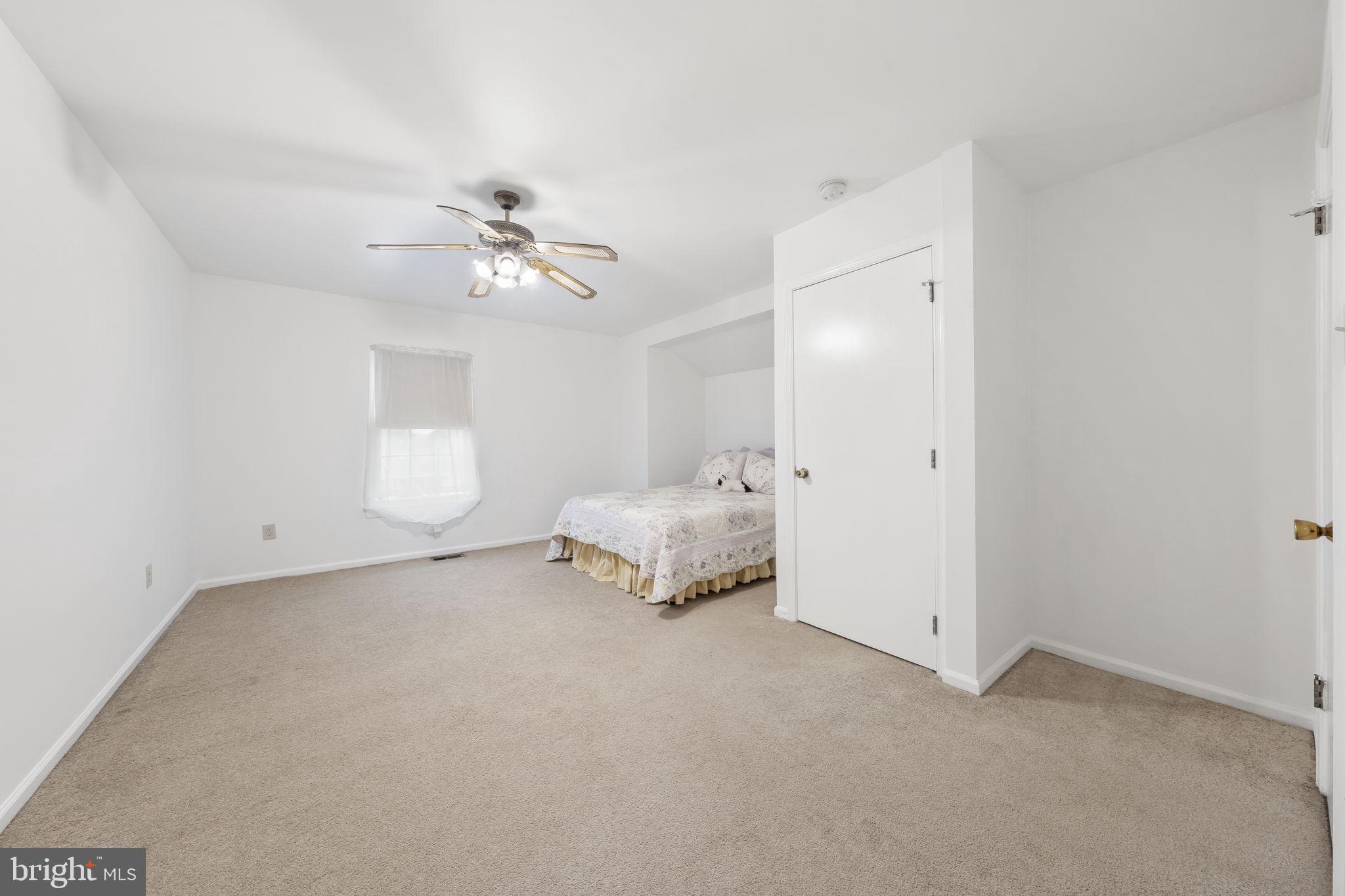 FAIRWAYS - Residential