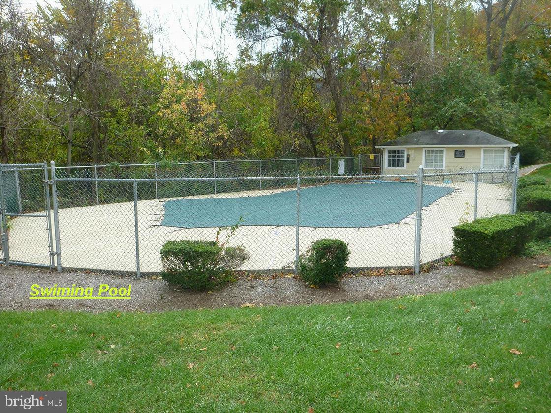 RIVER TERRACE - Residential Lease