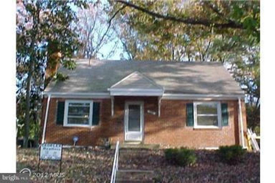 4 BEDROOM 2 BATH RENTAL MINUTES TO DC AND ANDREWS AIR FORCE BASE. NEW CARPETS AND FRESHLY PAINTED WAITING FOR YOU TO MOVE RIGHT IN. SECTION 8 WELCOMED