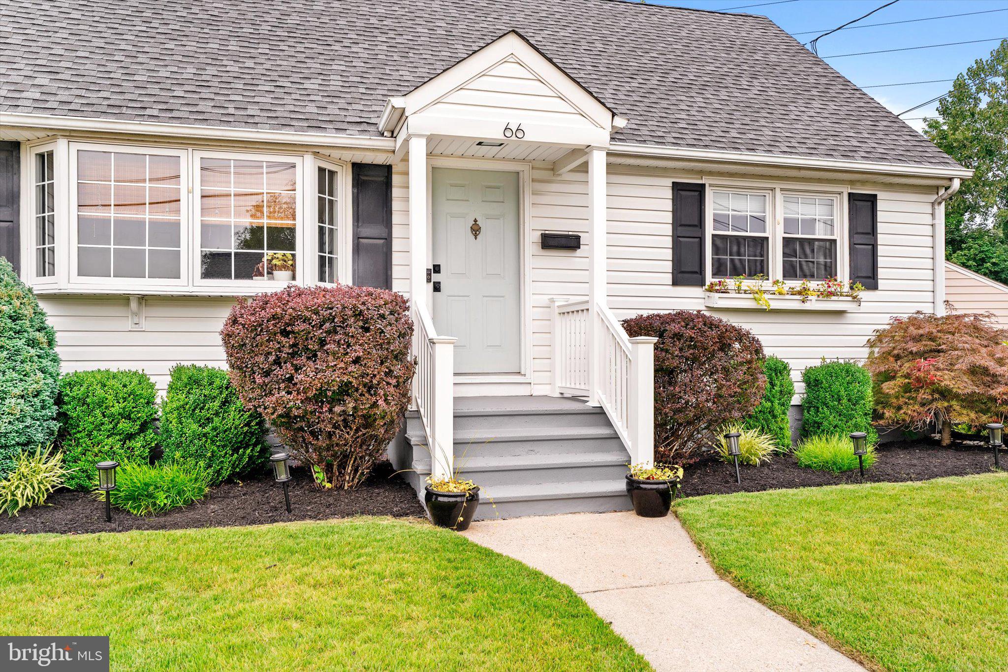 66 KENWOOD TERRACE