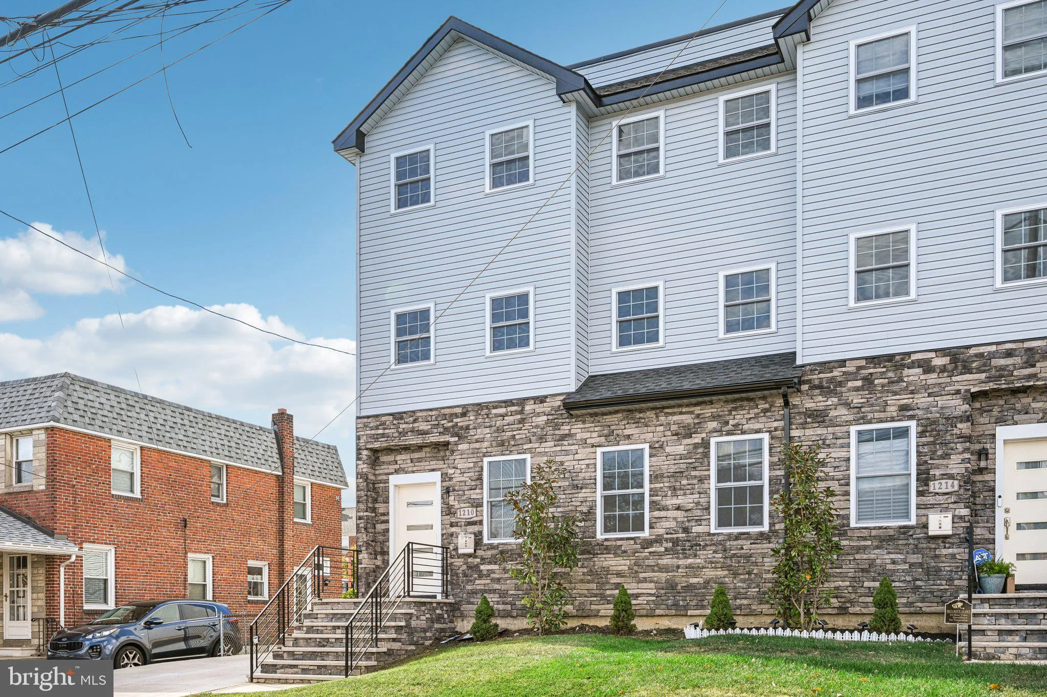 Havertown, Pennsylvania 19083, United States, 4 Bedrooms Bedrooms, ,4 BathroomsBathrooms,Residential,Pending,35269