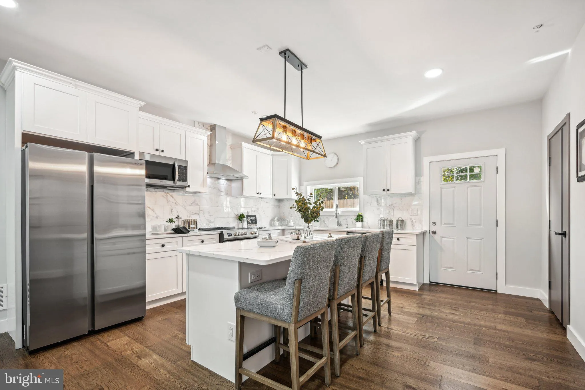 Havertown, Pennsylvania 19083, United States, 4 Bedrooms Bedrooms, ,4 BathroomsBathrooms,Residential,Pending,35269