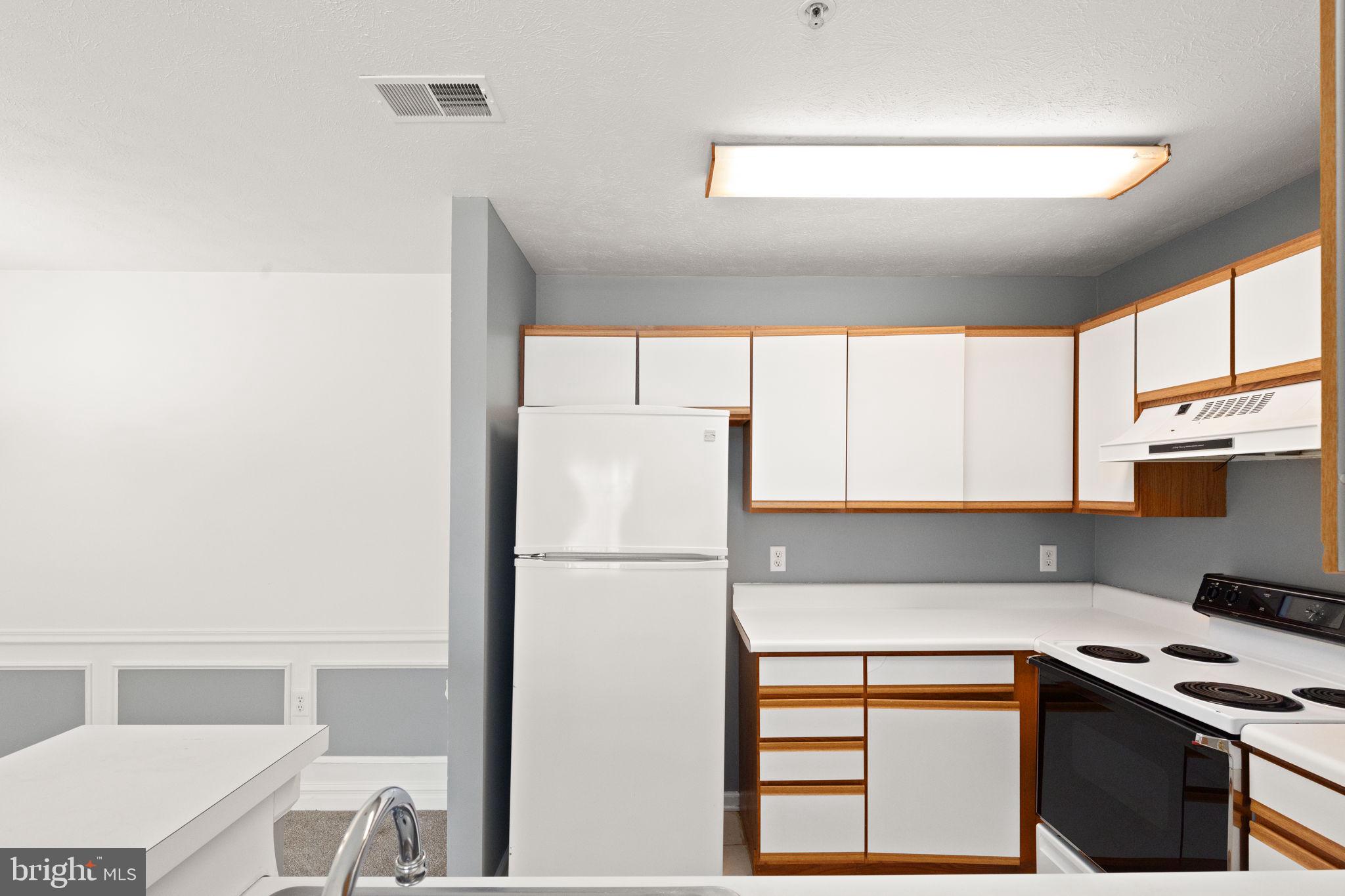 RIVERSIDE PARK - Residential