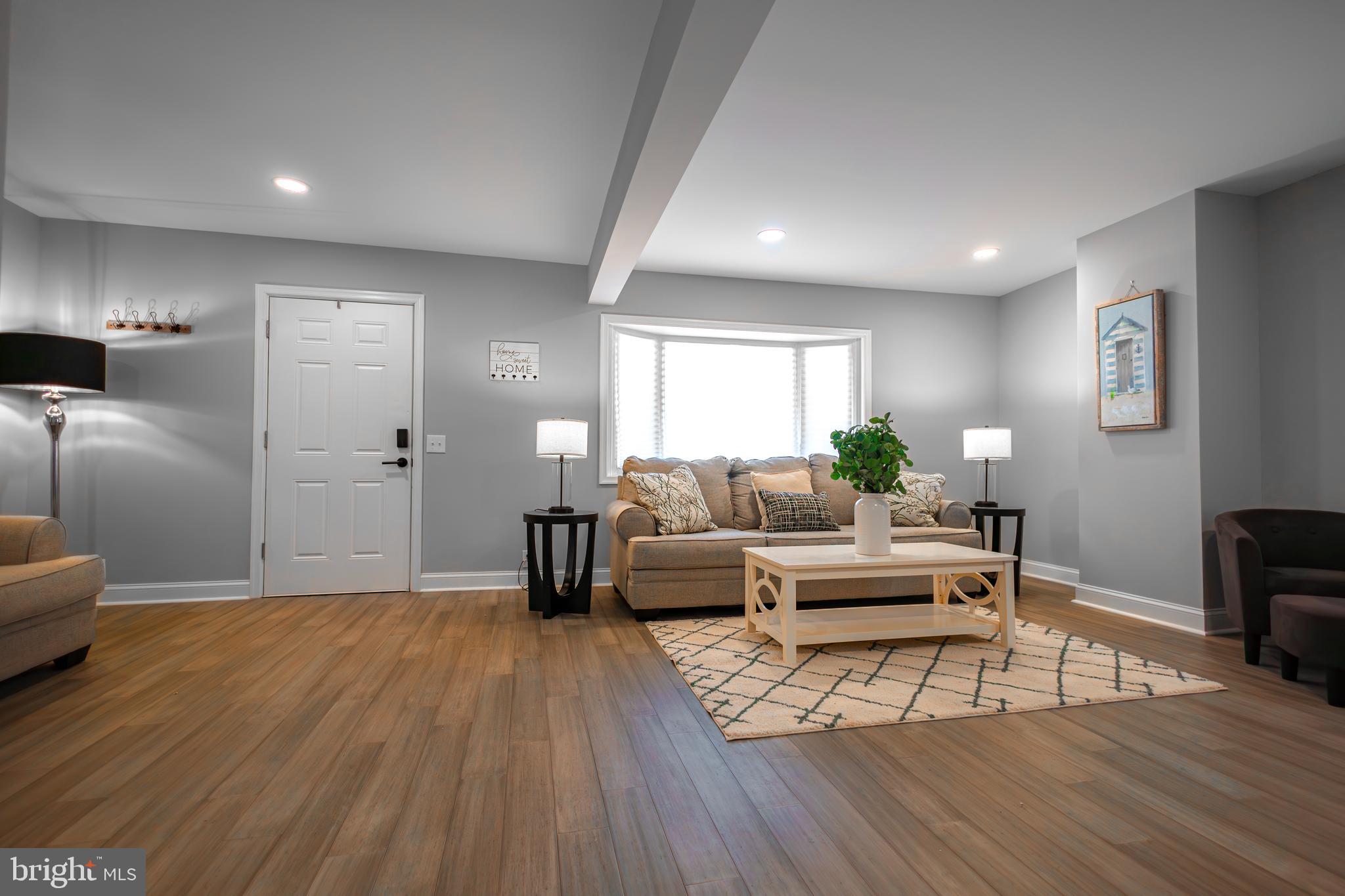 EDGEMERE/SPARROWS POINT - Residential