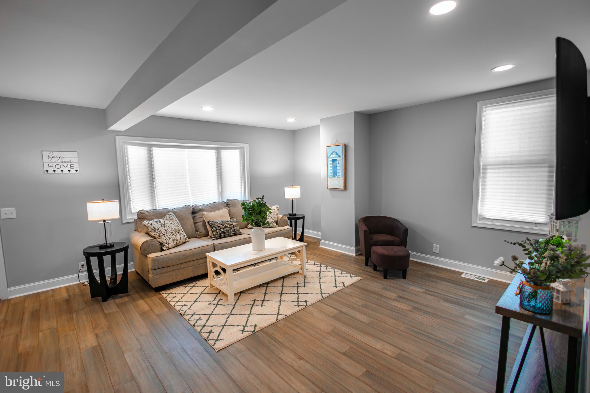 EDGEMERE/SPARROWS POINT - Residential