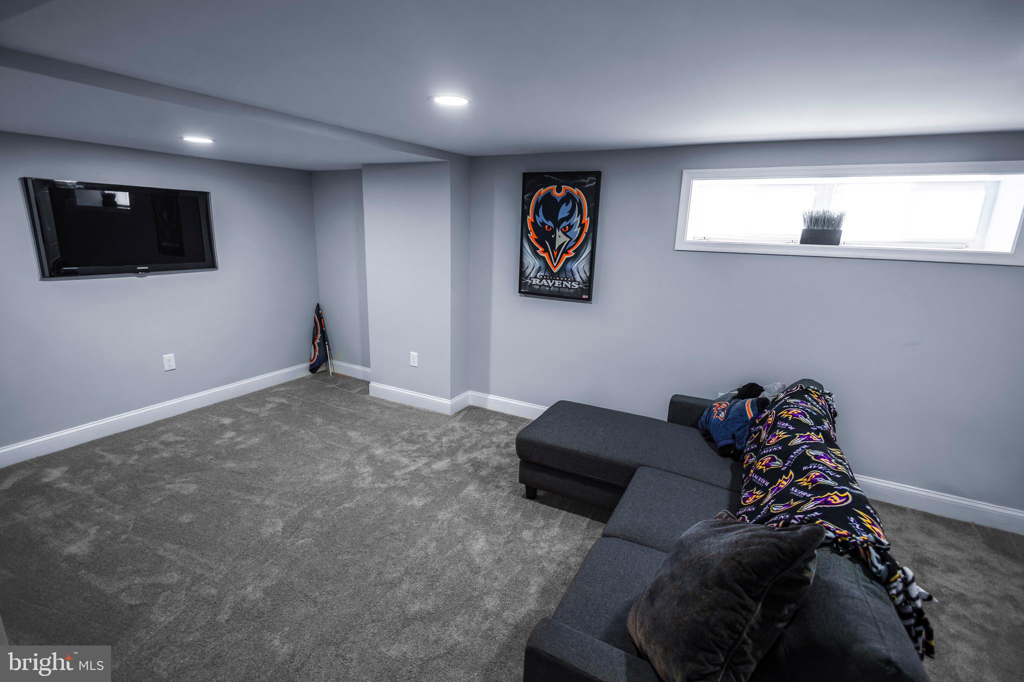 EDGEMERE/SPARROWS POINT - Residential