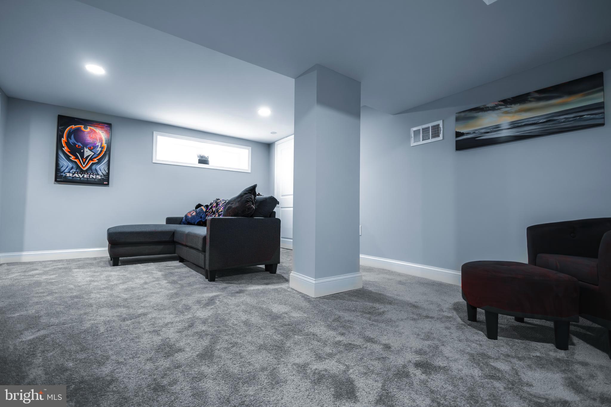 EDGEMERE/SPARROWS POINT - Residential