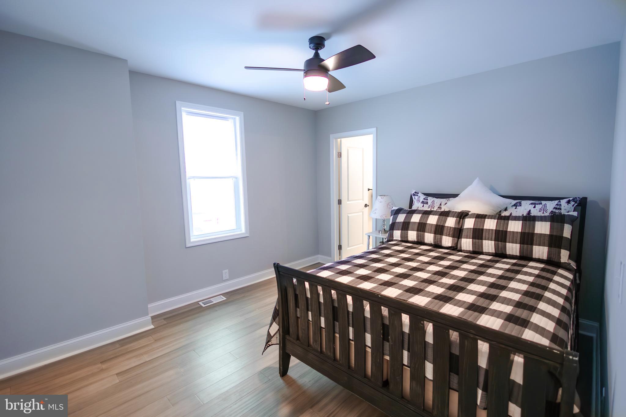 EDGEMERE/SPARROWS POINT - Residential