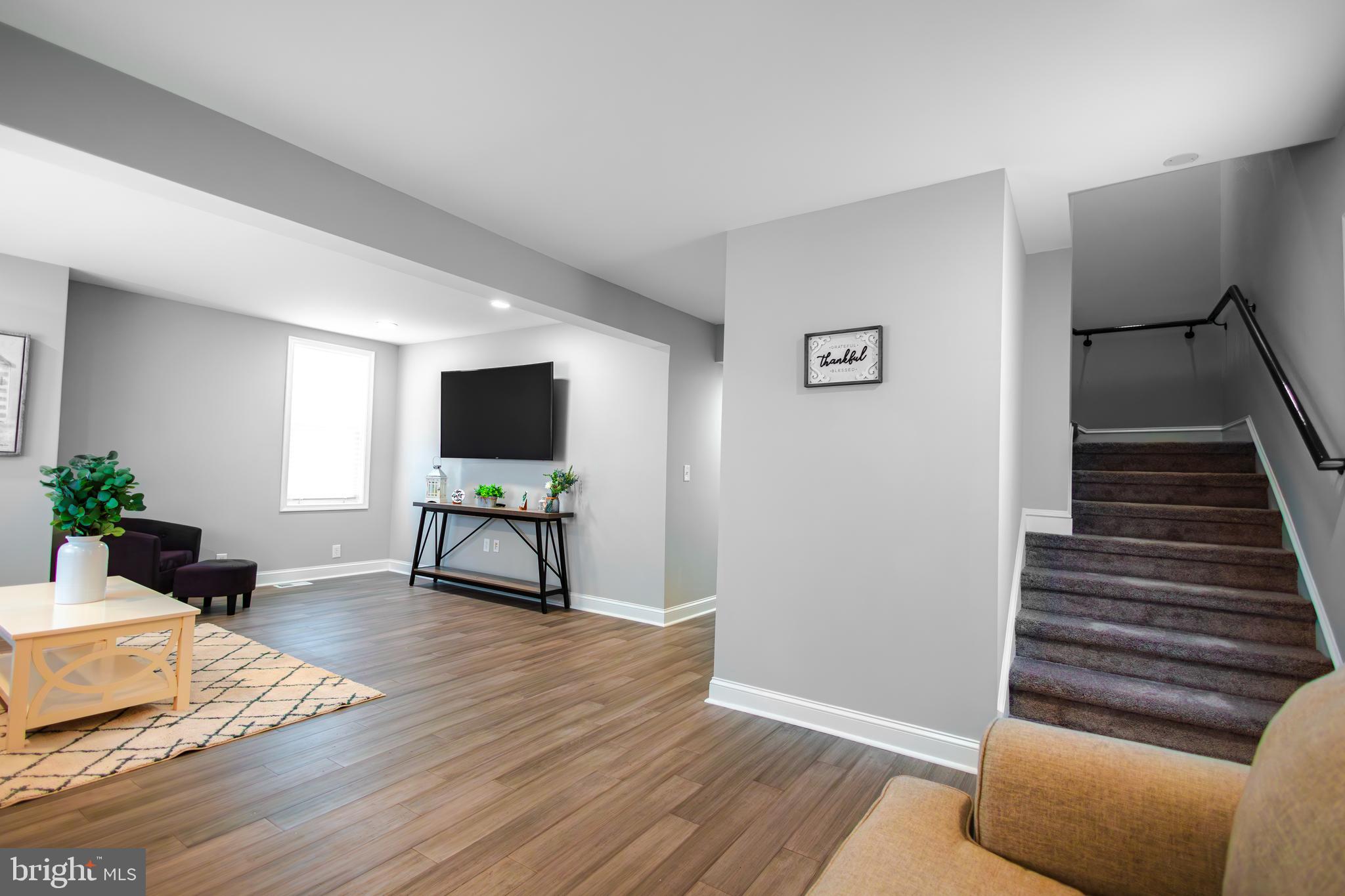 EDGEMERE/SPARROWS POINT - Residential