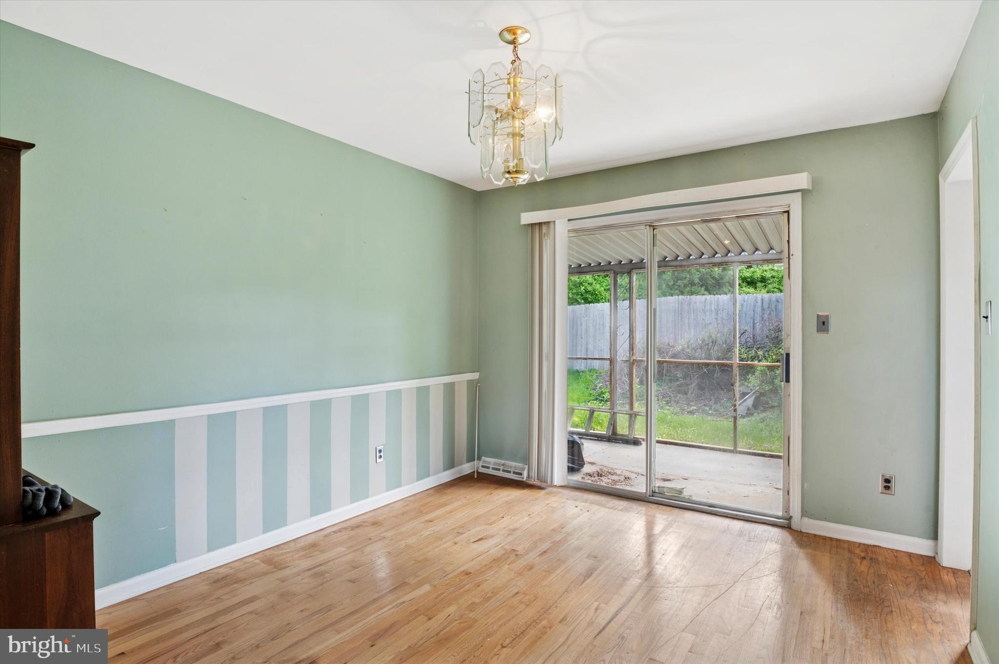 ARUNDEL - Residential