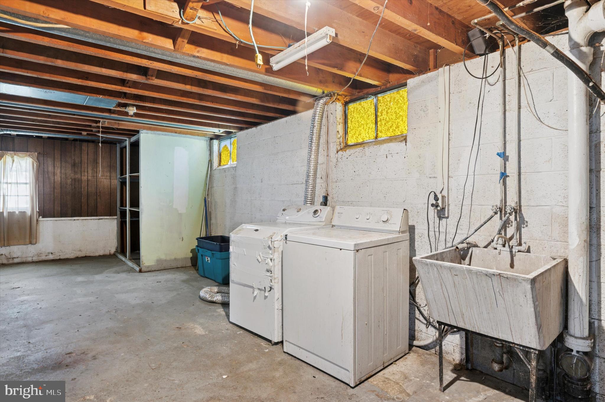 ARUNDEL - Residential