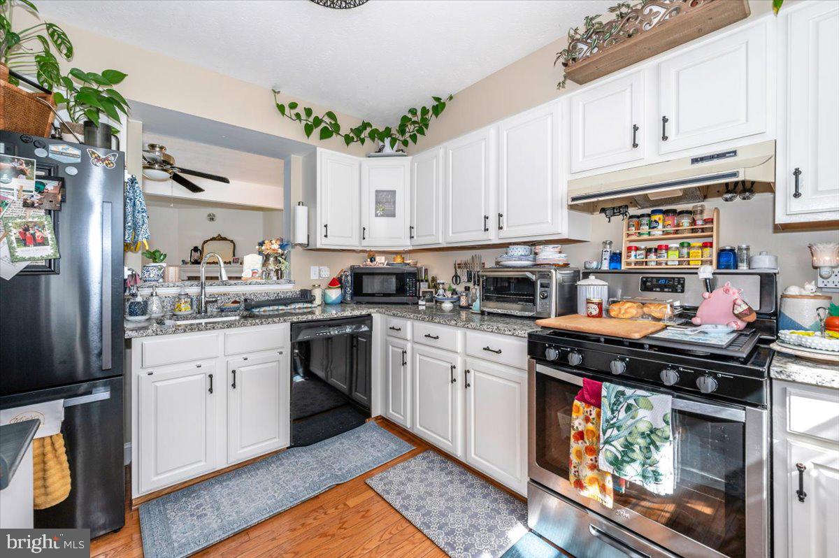 PINEY RIDGE VILLAGE - Residential