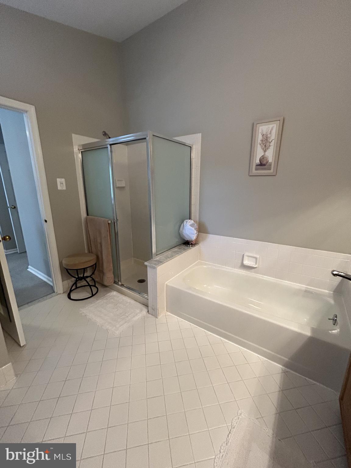 315 ROWANTREE CIRCLE