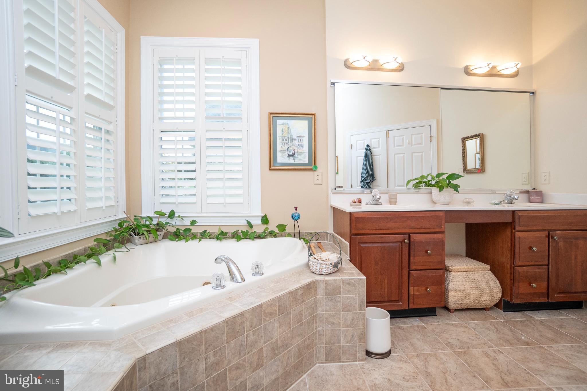 REGENCY AT DOMINION VALLEY - Residential