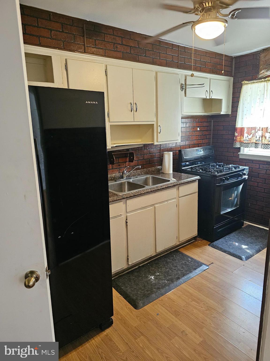 EDMONDSON VILLAGE - Residential