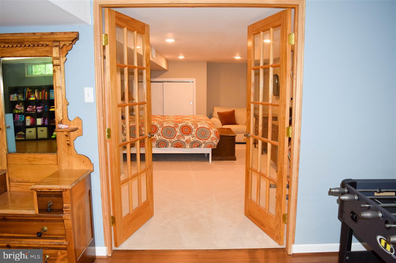 SOUTHERN FARMS - Residential
