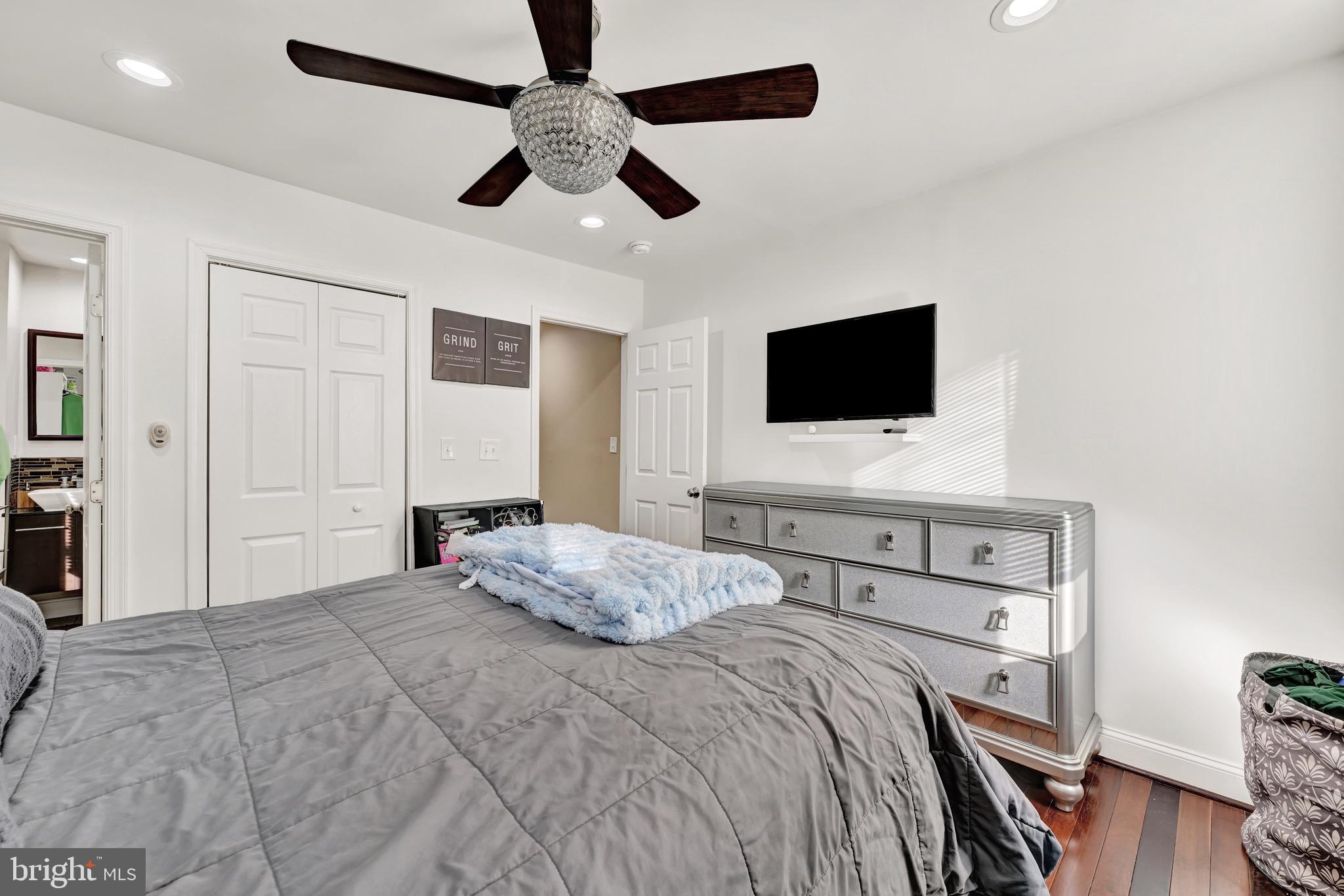 OLIVER - Residential