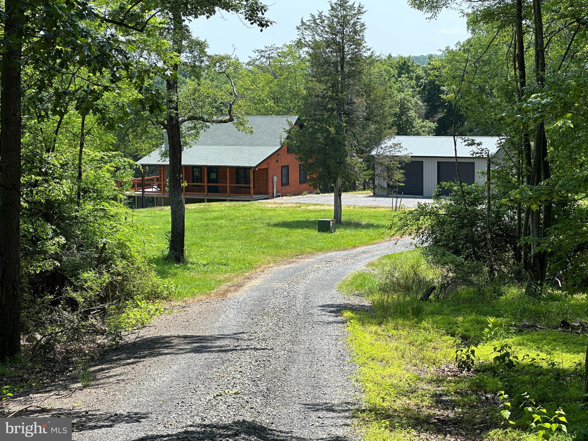 BLUFFS ON THE POTOMAC - Residential