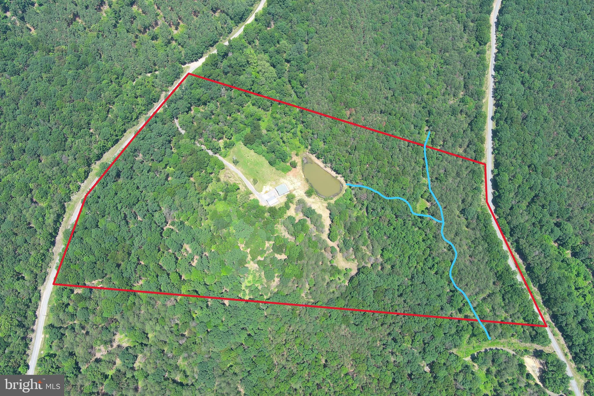 BLUFFS ON THE POTOMAC - Residential