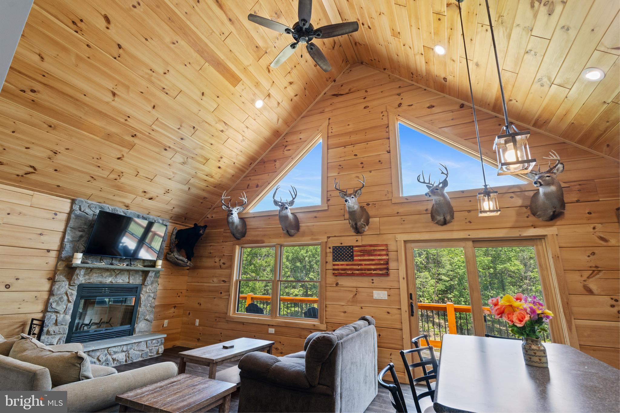 BLUFFS ON THE POTOMAC - Residential