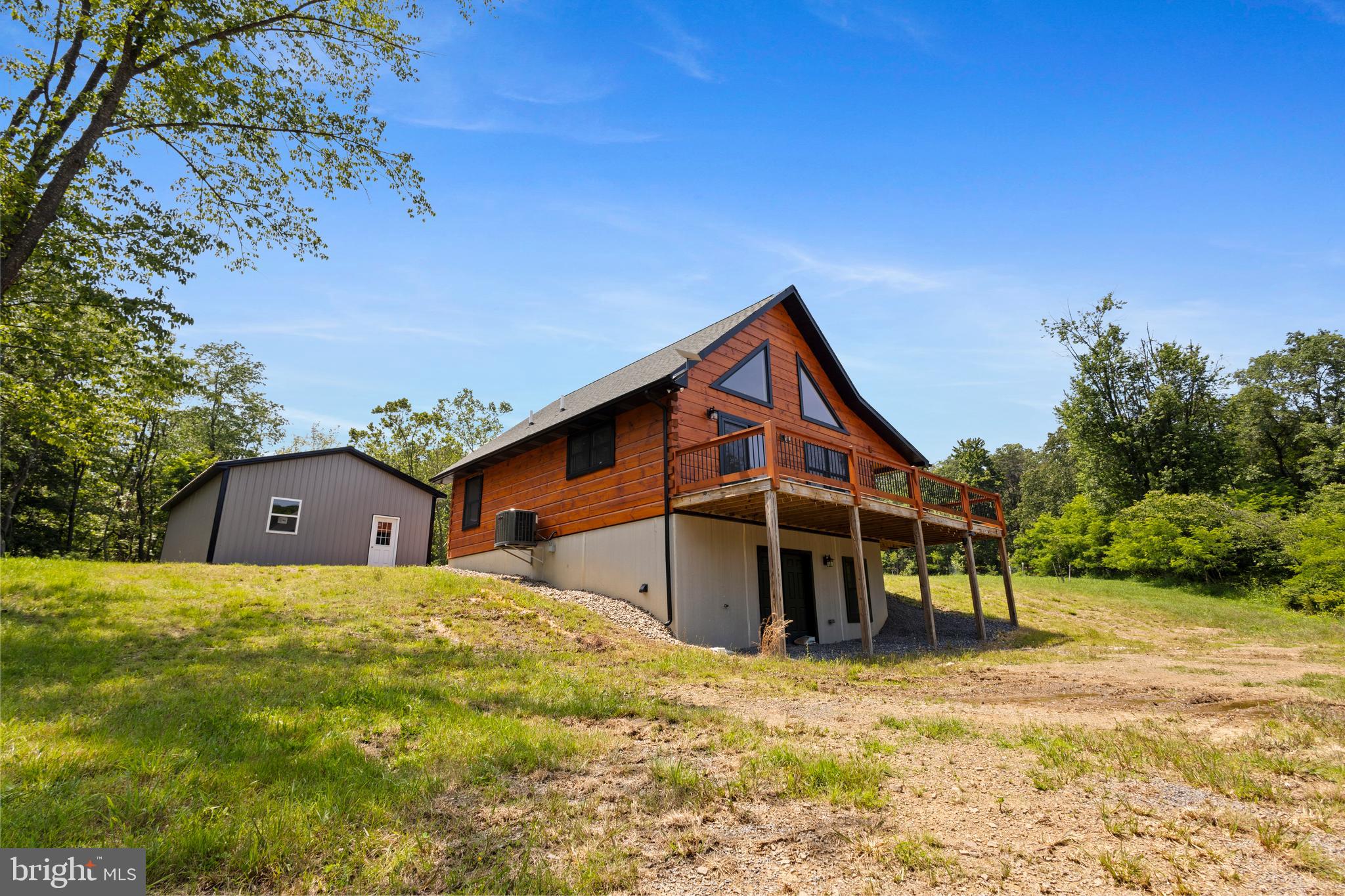 BLUFFS ON THE POTOMAC - Residential