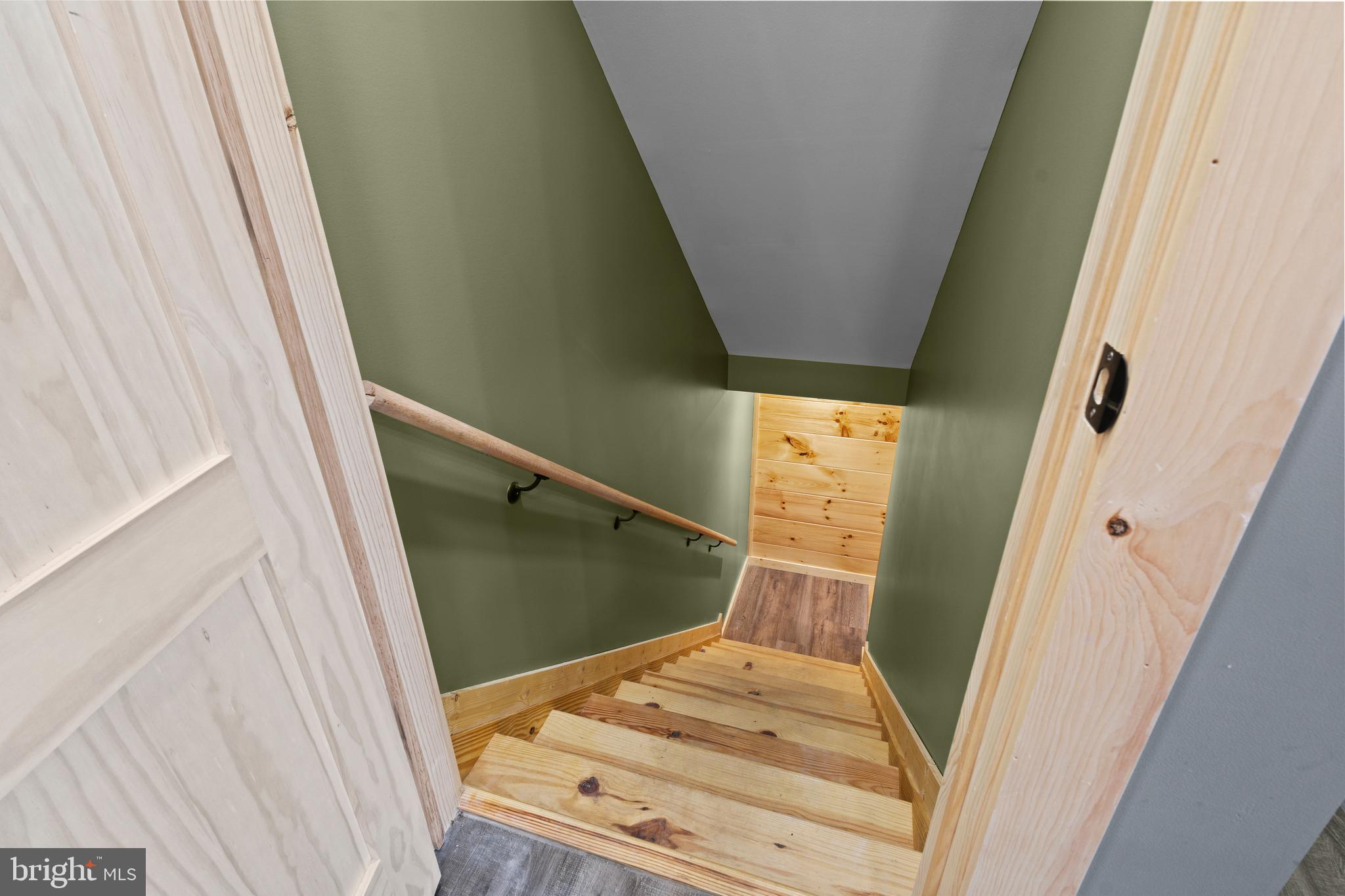 BLUFFS ON THE POTOMAC - Residential