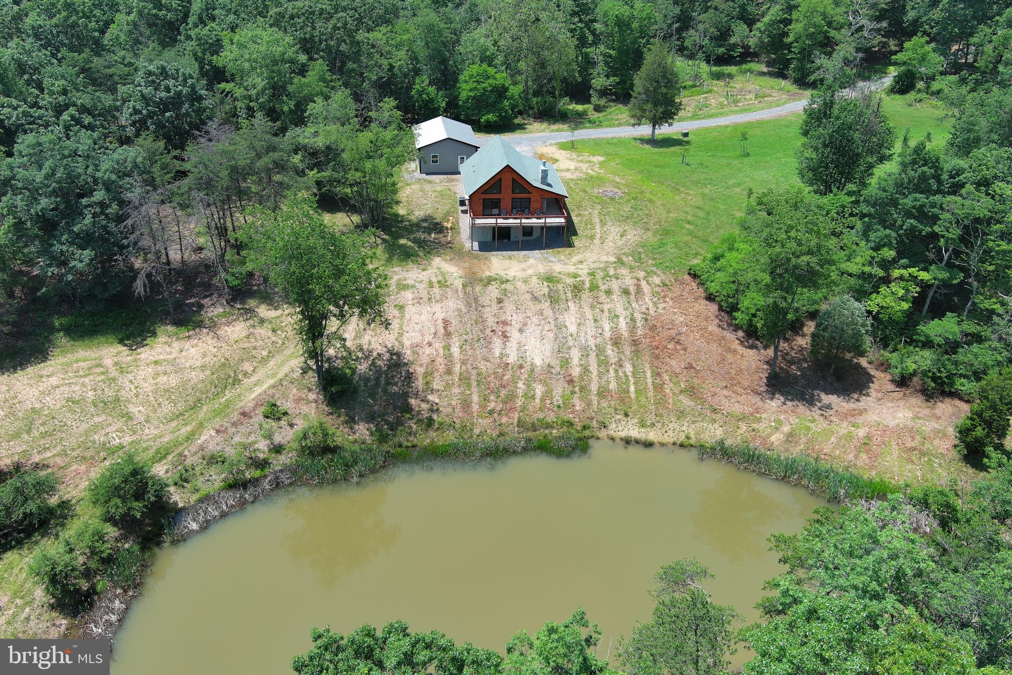 BLUFFS ON THE POTOMAC - Residential