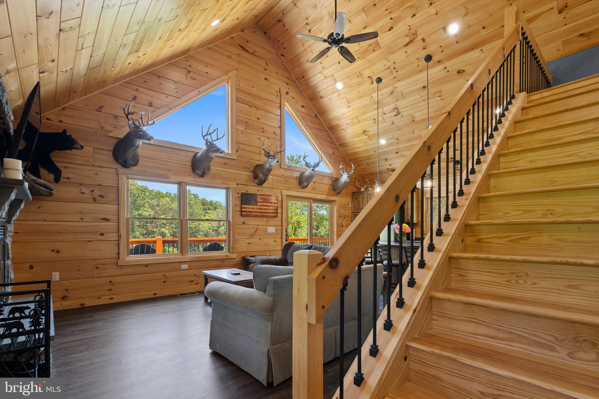 BLUFFS ON THE POTOMAC - Residential