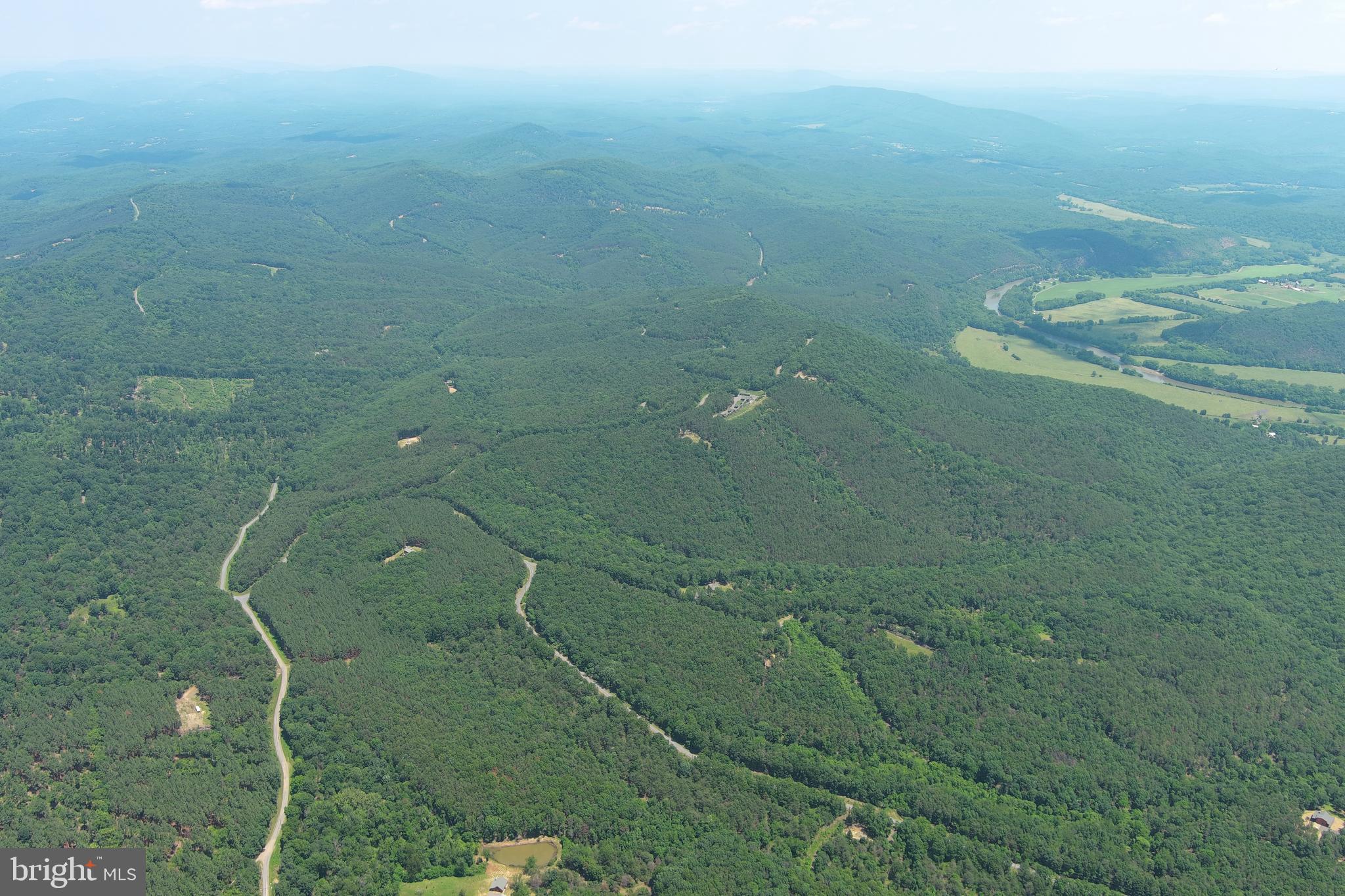 BLUFFS ON THE POTOMAC - Residential