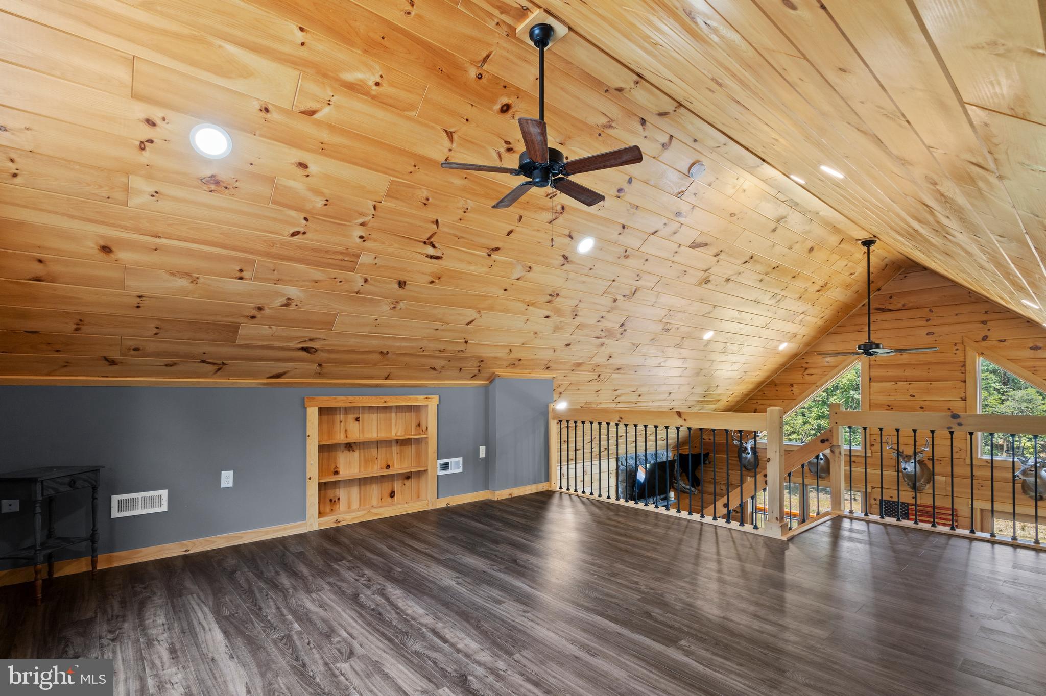 BLUFFS ON THE POTOMAC - Residential