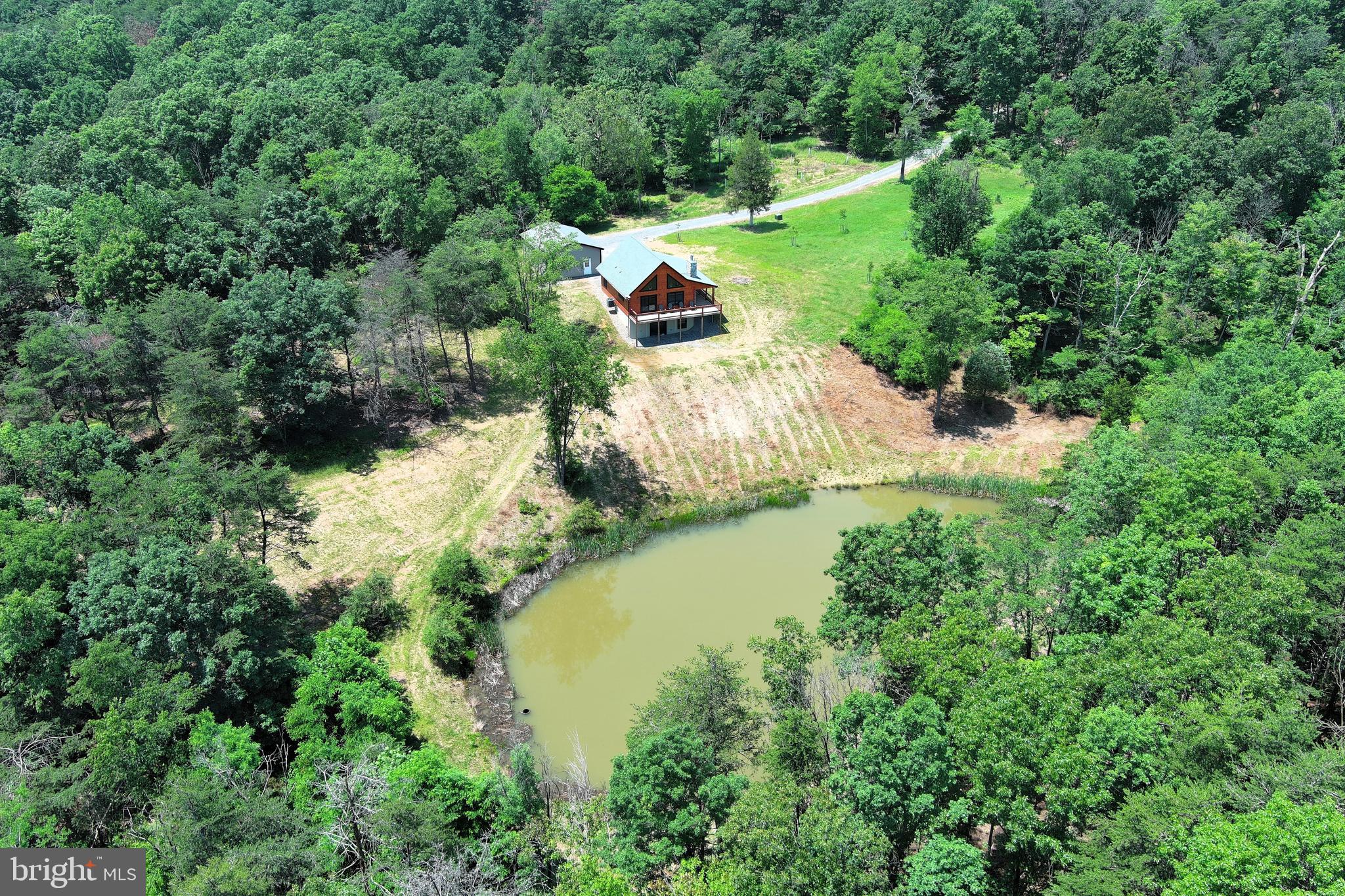 BLUFFS ON THE POTOMAC - Residential