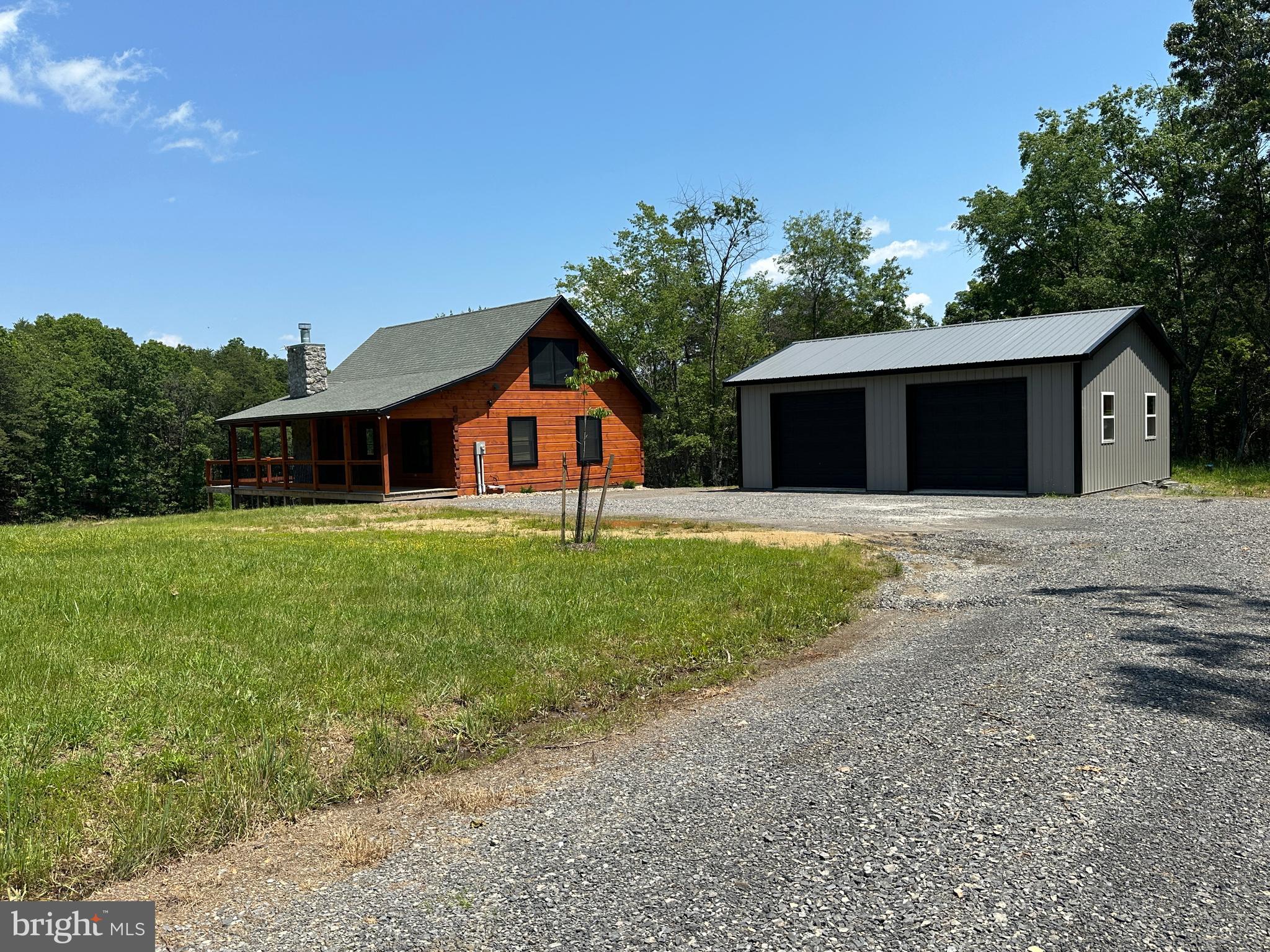 BLUFFS ON THE POTOMAC - Residential