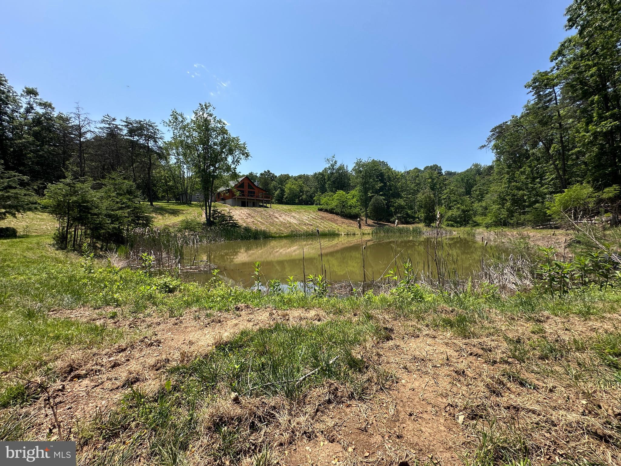 BLUFFS ON THE POTOMAC - Residential