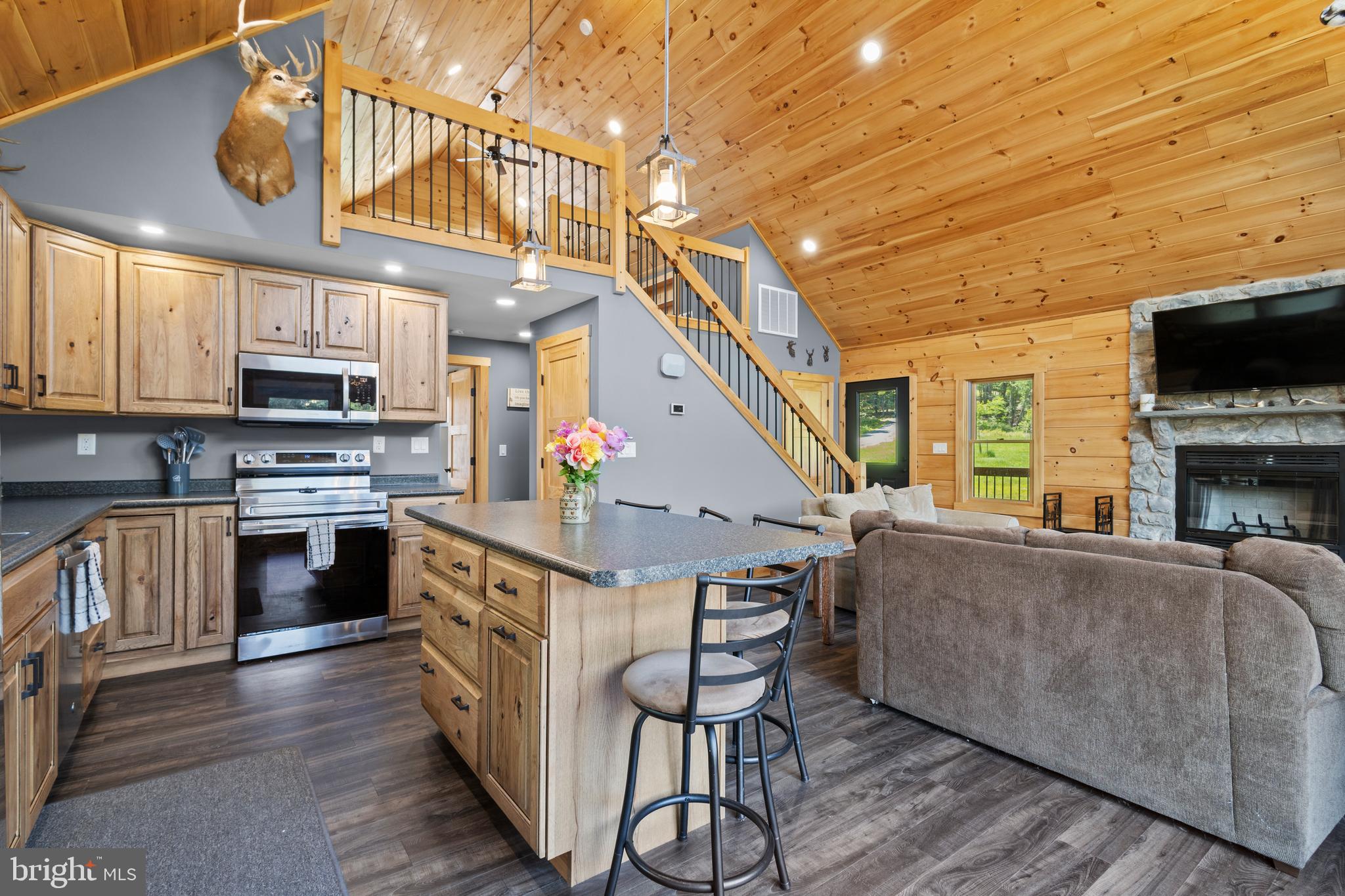 BLUFFS ON THE POTOMAC - Residential