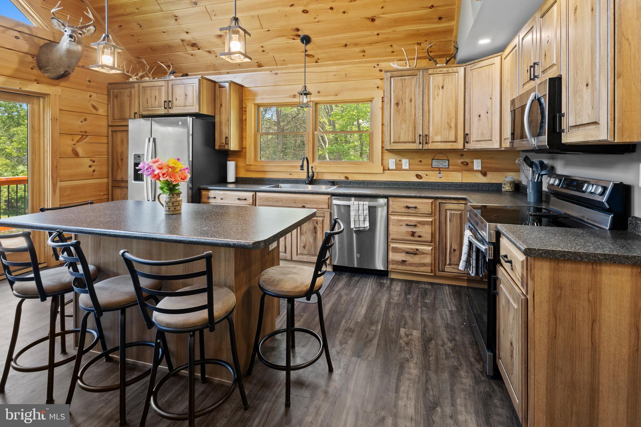 BLUFFS ON THE POTOMAC - Residential