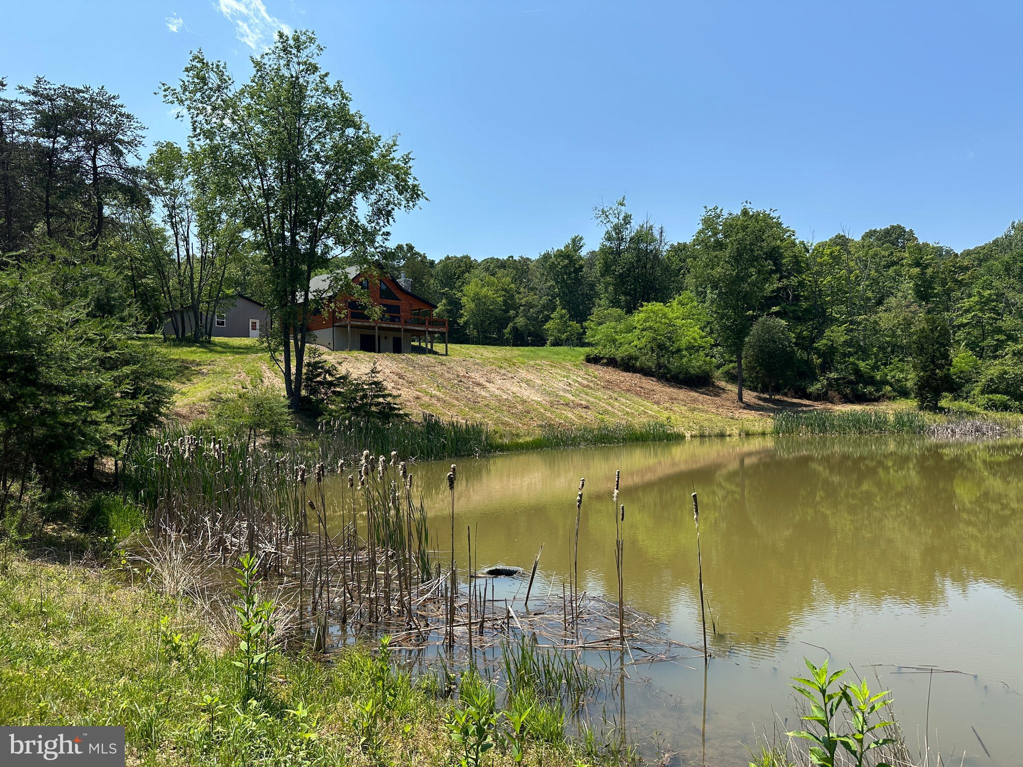 BLUFFS ON THE POTOMAC - Residential