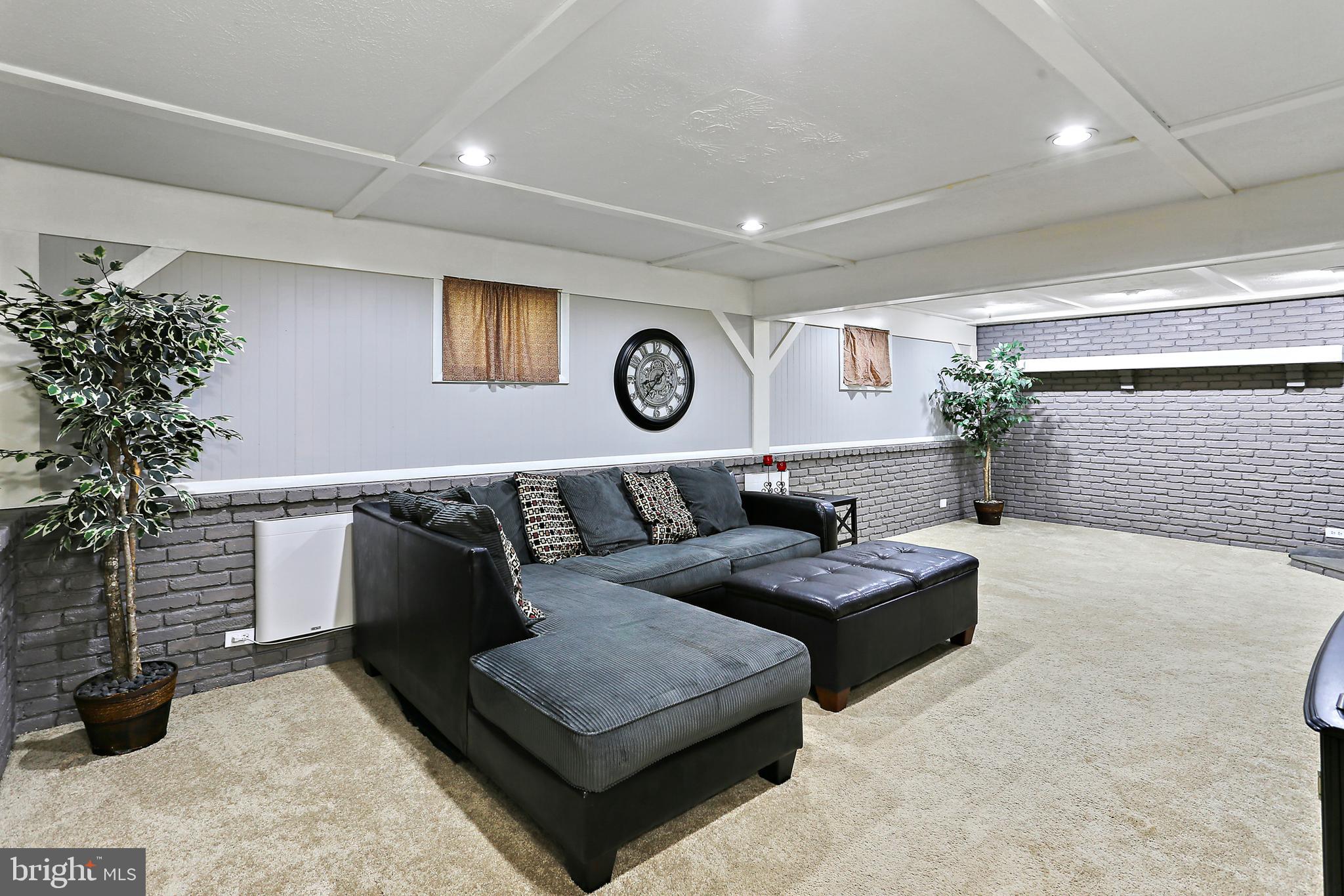 NEW MARKET VIEW - Residential