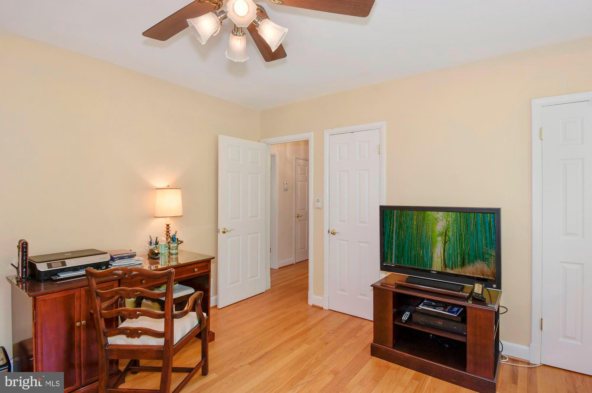 STRATFORD HILLS - Residential