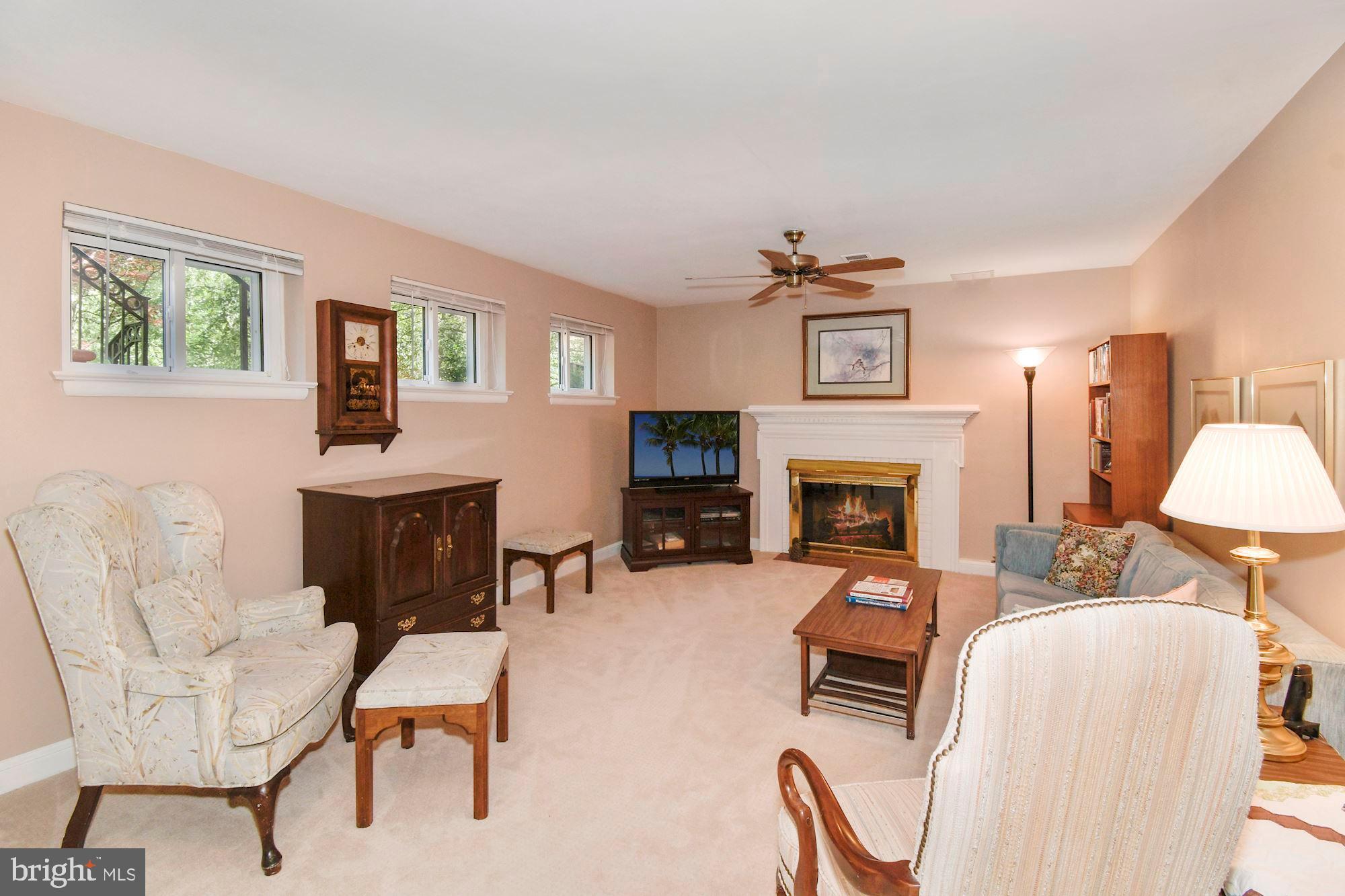 STRATFORD HILLS - Residential