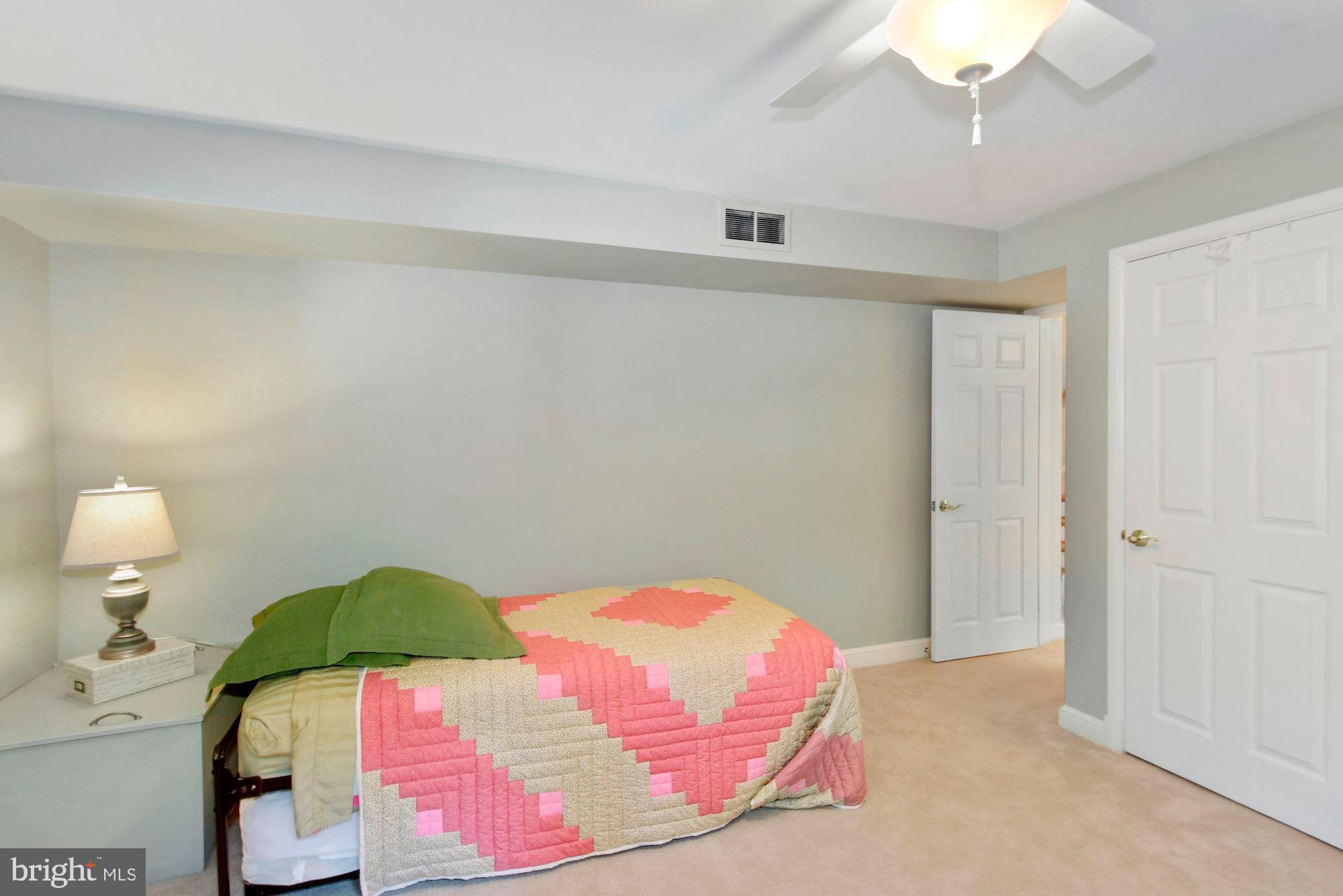 STRATFORD HILLS - Residential