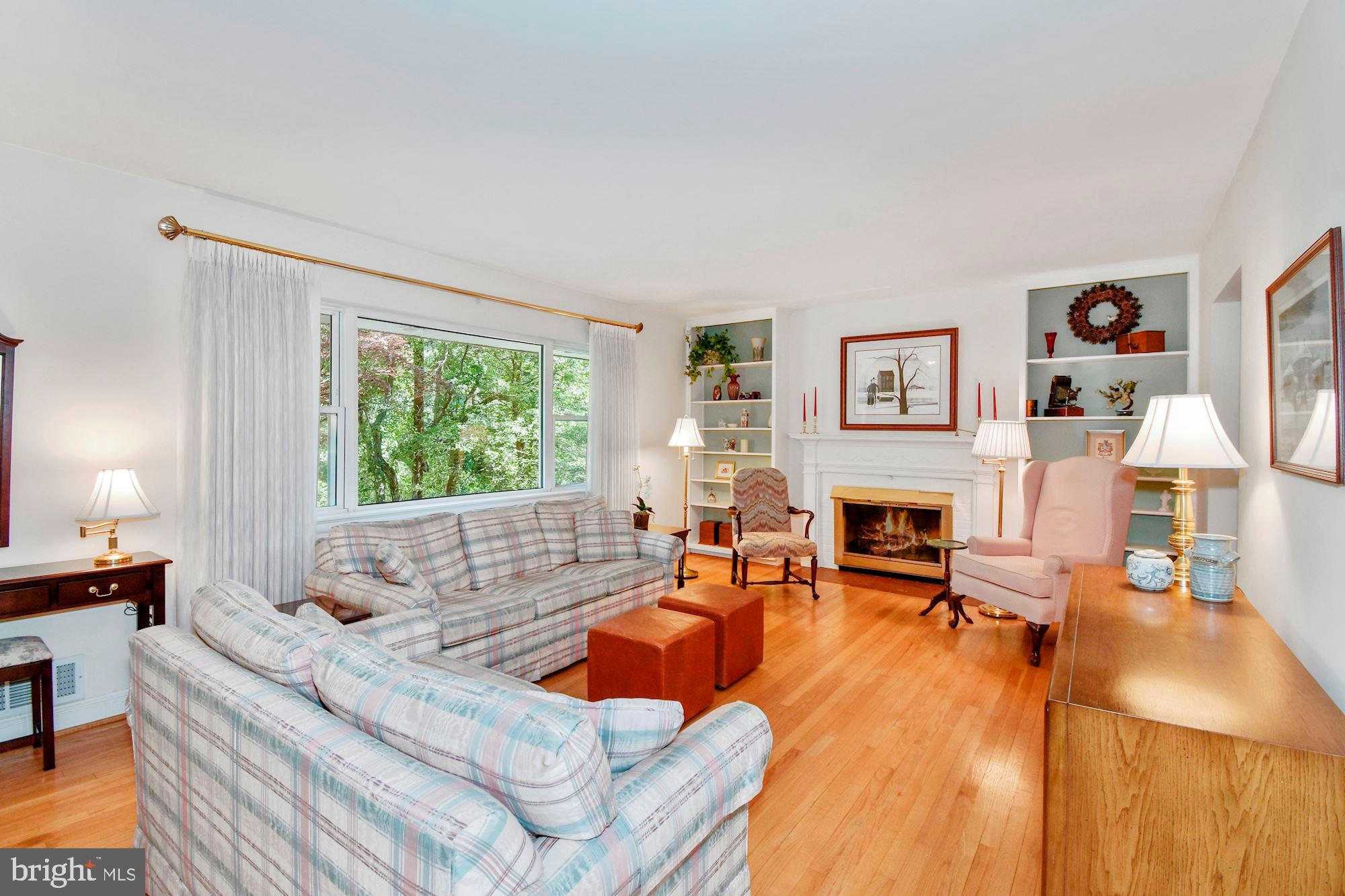 STRATFORD HILLS - Residential