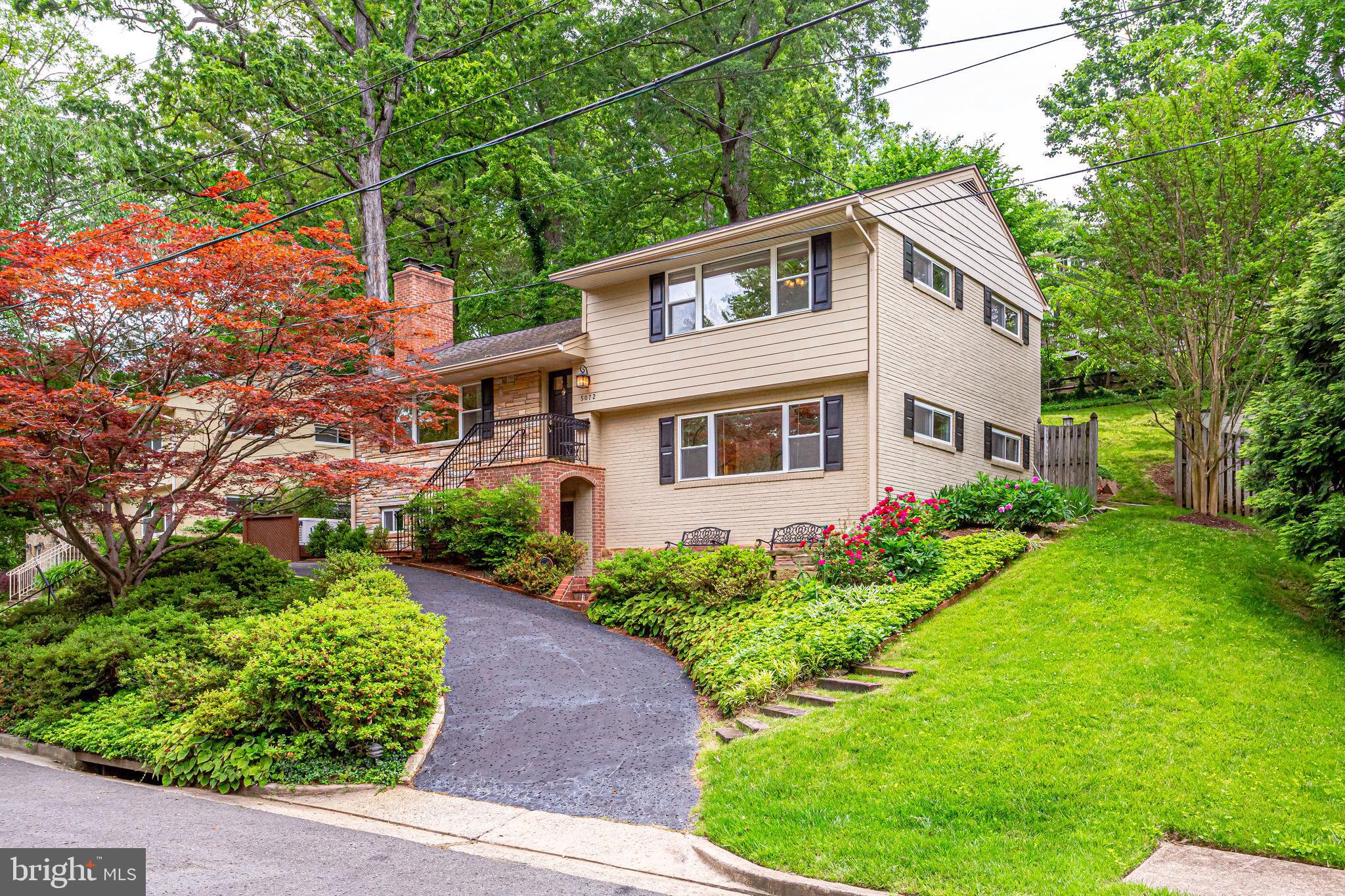 STRATFORD HILLS - Residential