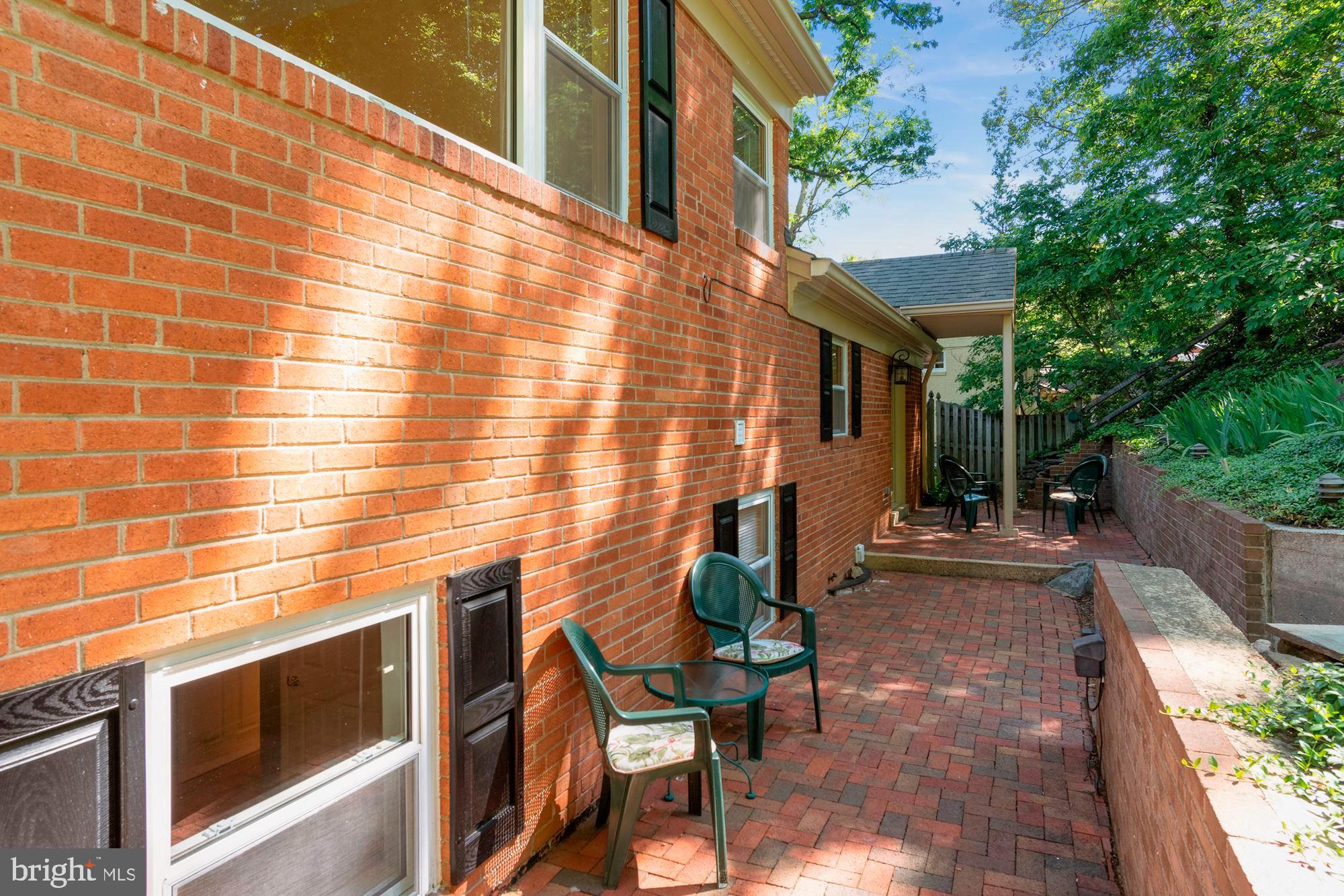 STRATFORD HILLS - Residential