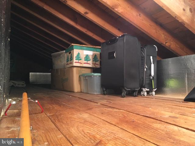 STRATFORD HILLS - Residential