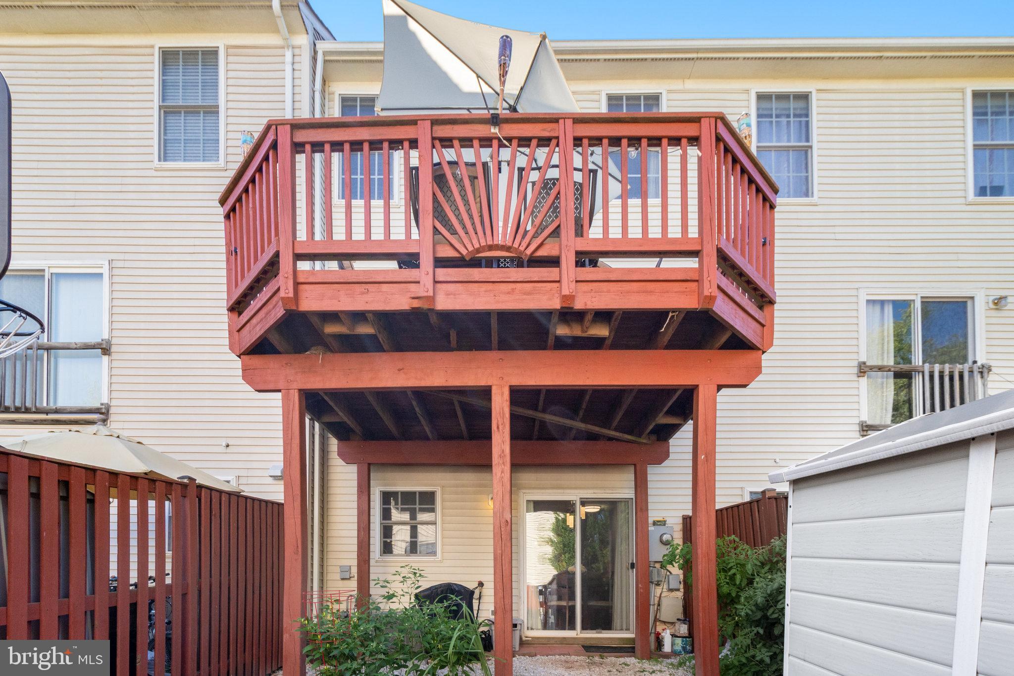 SOUTH RIDING - Residential