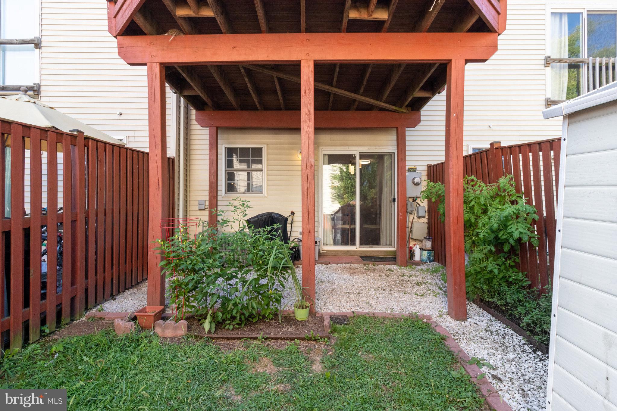 SOUTH RIDING - Residential