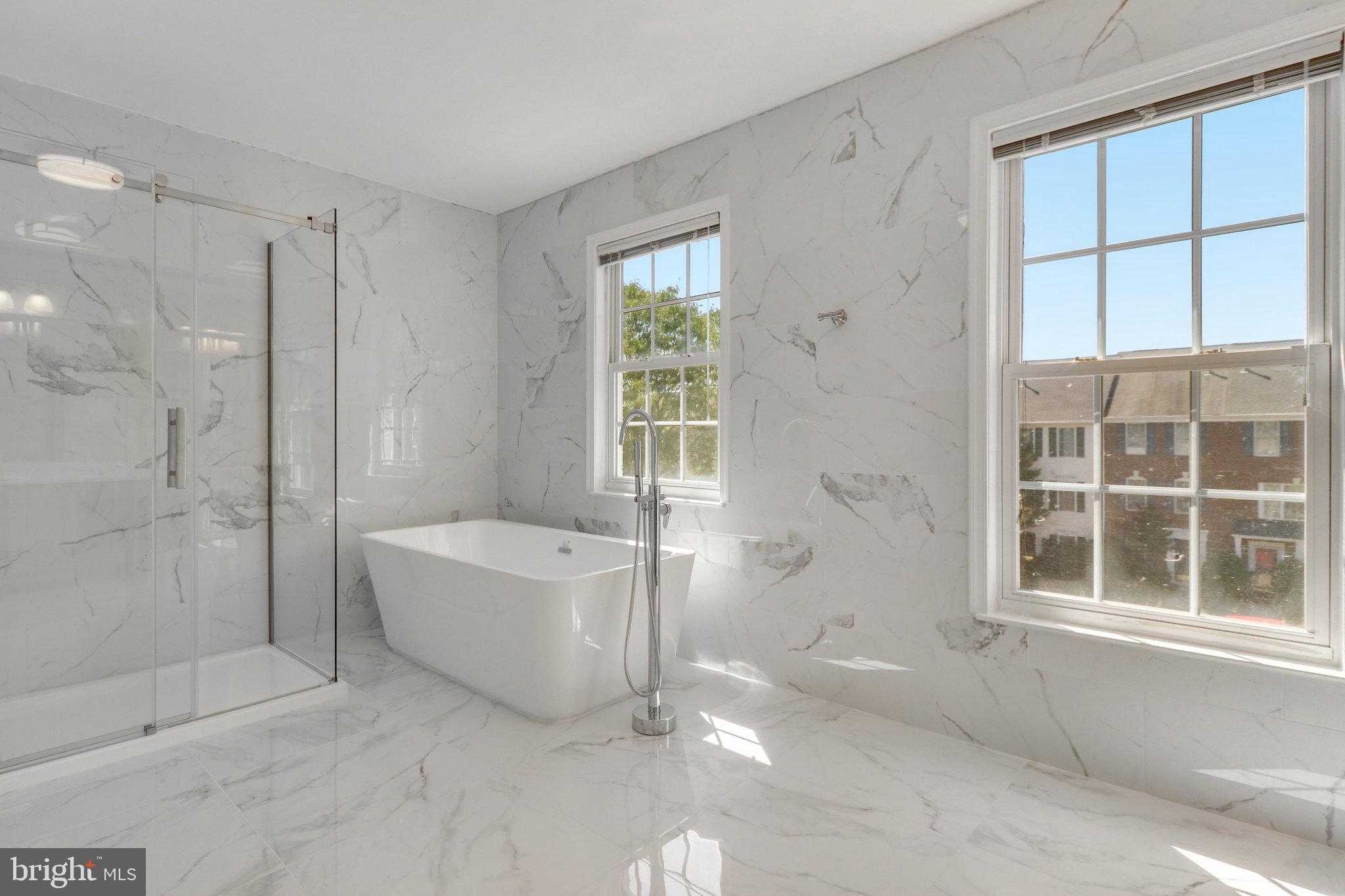 SOUTH RIDING - Residential