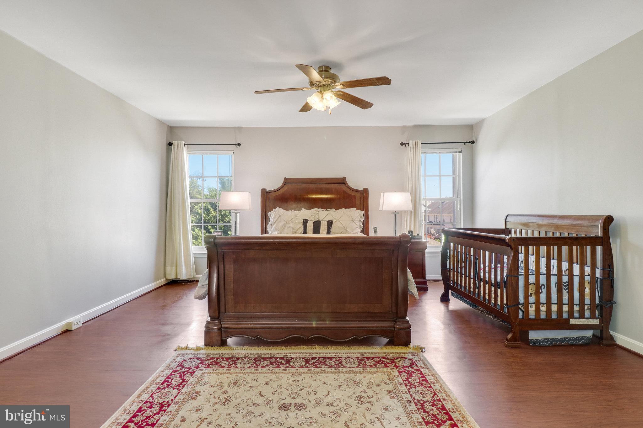 SOUTH RIDING - Residential