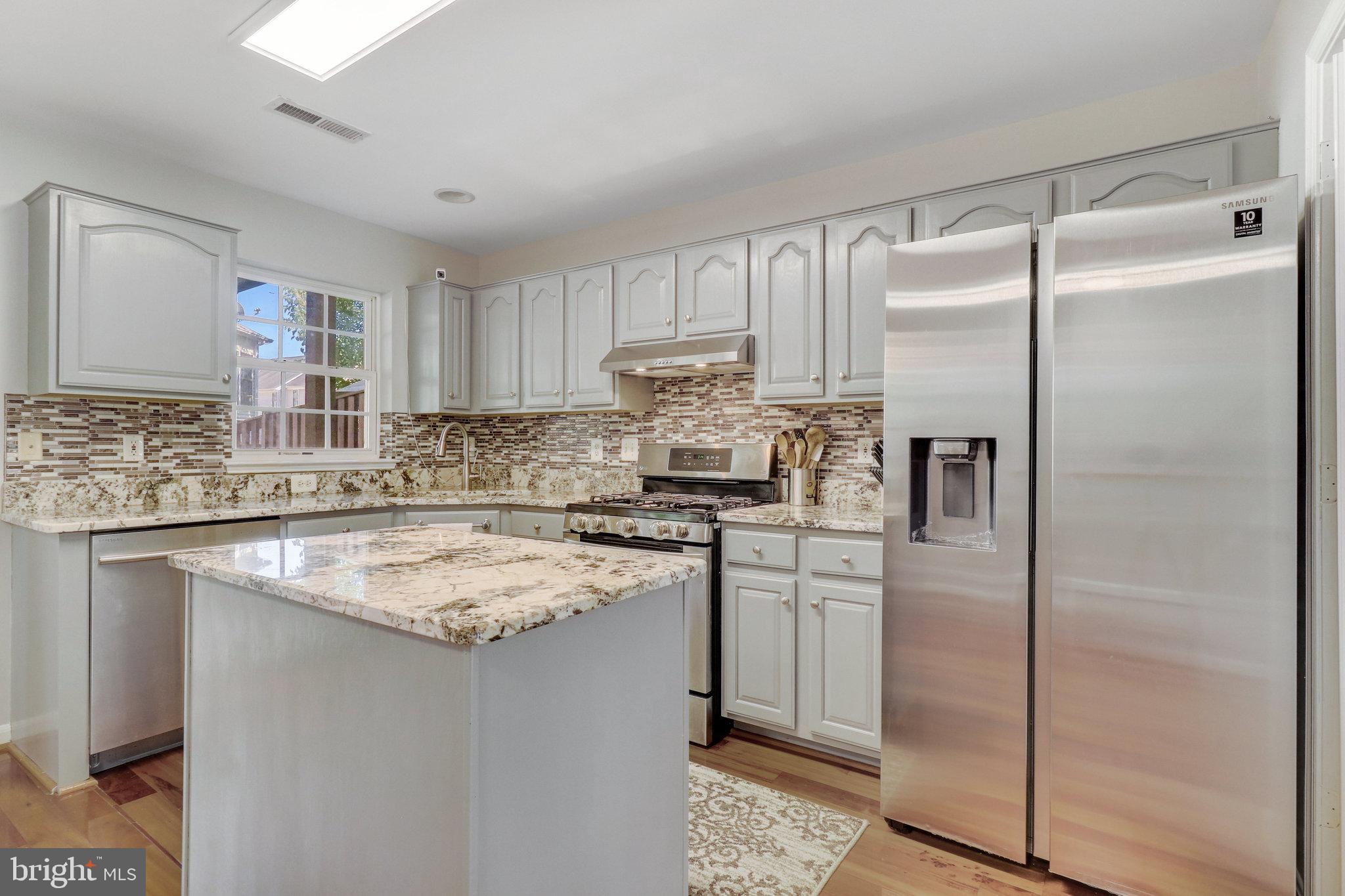 SOUTH RIDING - Residential