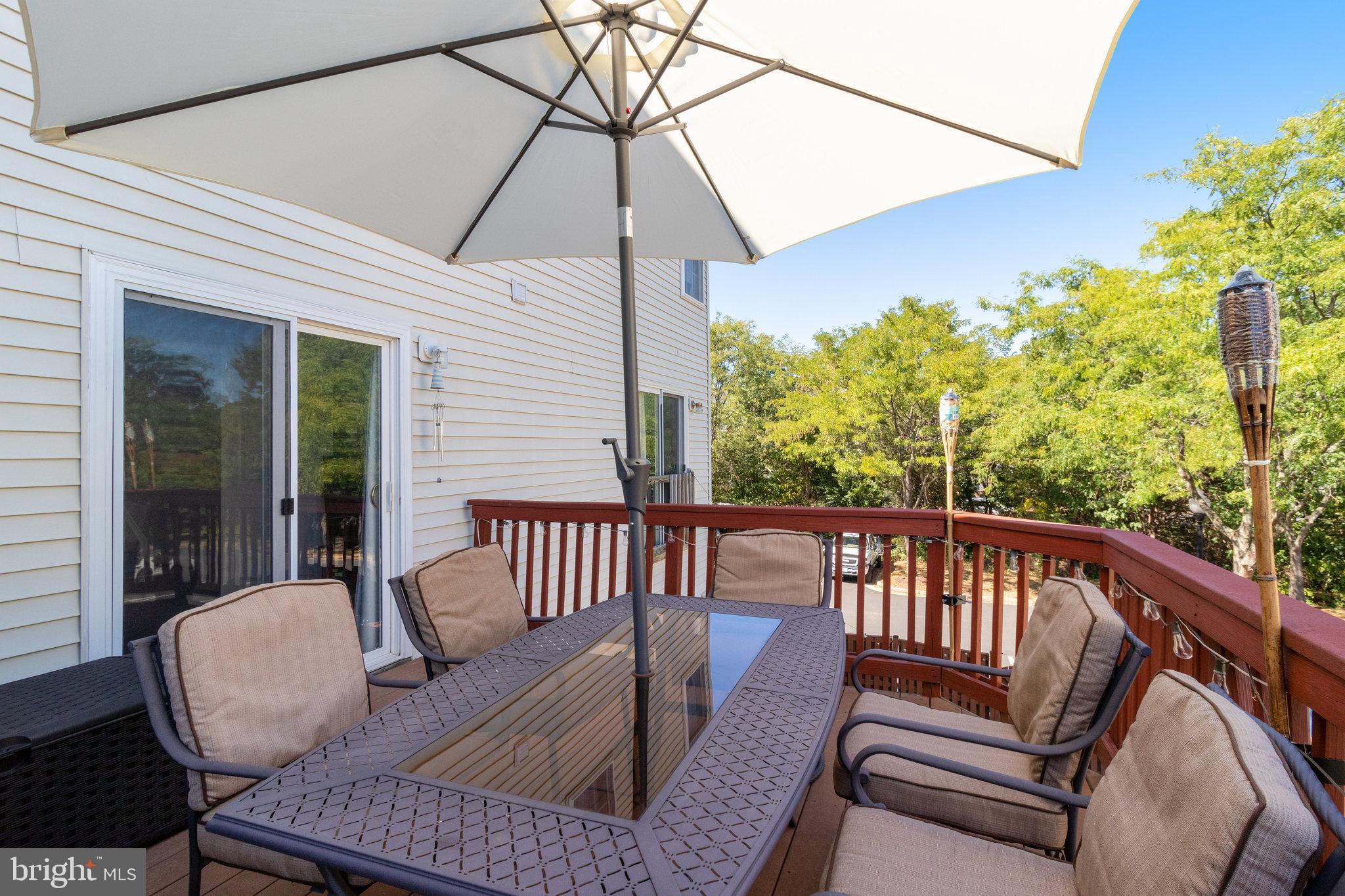 SOUTH RIDING - Residential